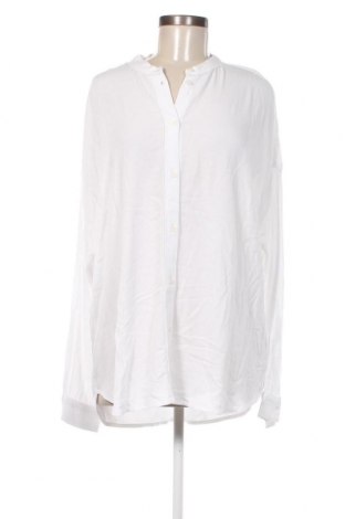 Дамска риза Esprit, Размер L, Цвят Бял, Цена 46,20 лв.