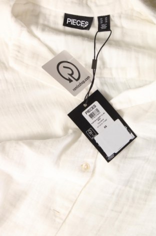 Γυναικείο πουκάμισο Pieces, Μέγεθος XS, Χρώμα Λευκό, Τιμή 23,71 €