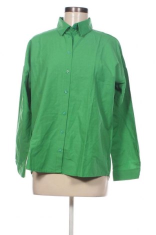 Дамска риза Trendyol, Размер M, Цвят Зелен, Цена 34,65 лв.