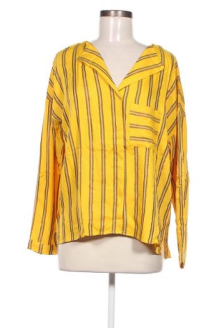 Γυναικείο πουκάμισο VILA, Μέγεθος M, Χρώμα Κίτρινο, Τιμή 5,69 €