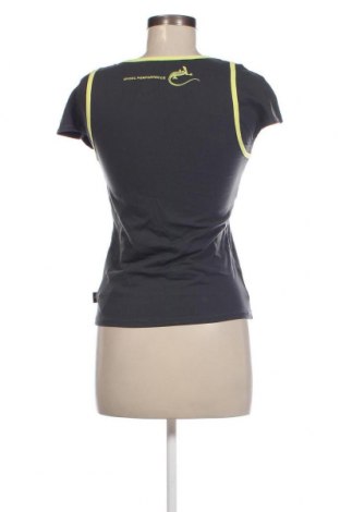 Γυναικείο t-shirt 4F, Μέγεθος L, Χρώμα Γκρί, Τιμή 9,90 €