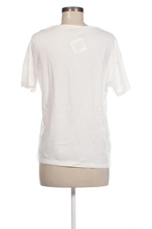 Дамска тениска C&A, Размер M, Цвят Бял, Цена 13,00 лв.
