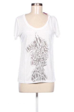 Γυναικείο t-shirt DDP, Μέγεθος M, Χρώμα Λευκό, Τιμή 5,95 €