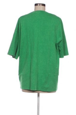 Γυναικείο t-shirt Jennyfer, Μέγεθος M, Χρώμα Πράσινο, Τιμή 10,82 €