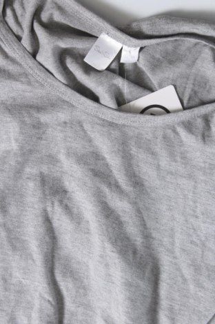 Γυναικείο t-shirt Skin To Skin, Μέγεθος S, Χρώμα Γκρί, Τιμή 12,63 €