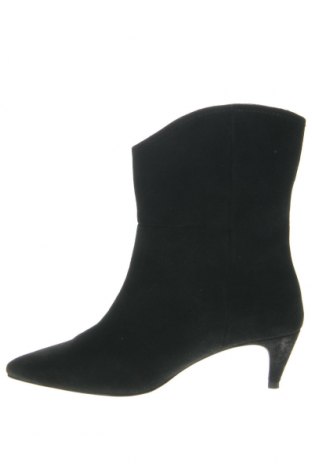 Damen Stiefeletten About You, Größe 39, Farbe Schwarz, Preis 96,39 €