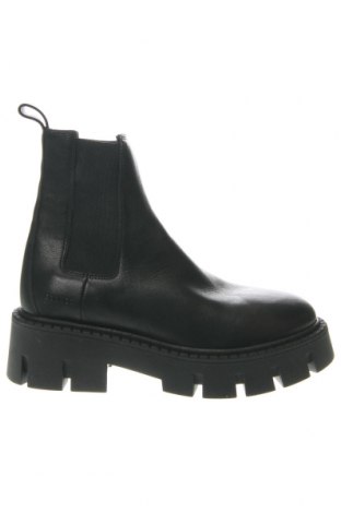 Γυναικεία μποτάκια Copenhagen Shoes, Μέγεθος 40, Χρώμα Μαύρο, Τιμή 61,47 €