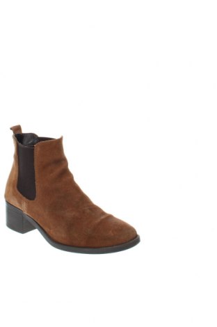 Damen Stiefeletten Tamaris, Größe 39, Farbe Braun, Preis 72,16 €