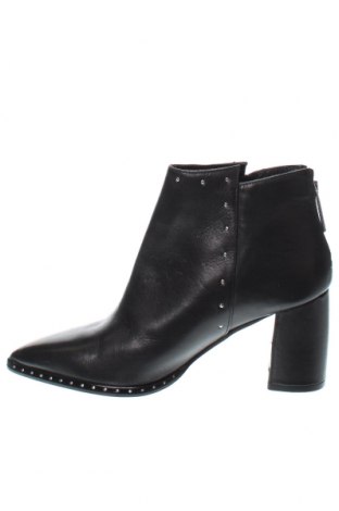 Botine de damă Tosca Blu, Mărime 39, Culoare Negru, Preț 435,86 Lei