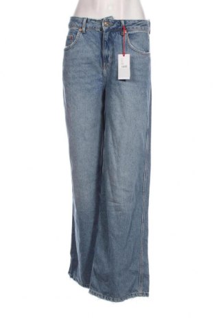 Dámske džínsy  BDG, Veľkosť S, Farba Modrá, Cena  19,18 €