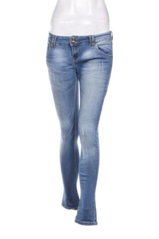 Damen Jeans Bershka, Größe M, Farbe Blau, Preis 15,00 €