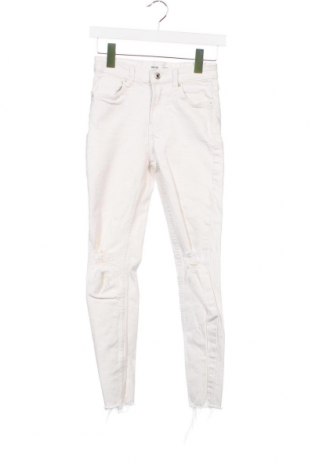 Damen Jeans Bershka, Größe XS, Farbe Weiß, Preis € 14,91