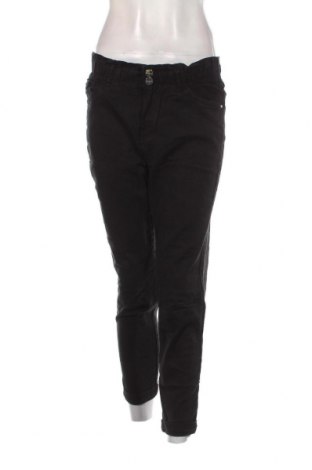 Damen Jeans Bershka, Größe S, Farbe Schwarz, Preis 5,85 €