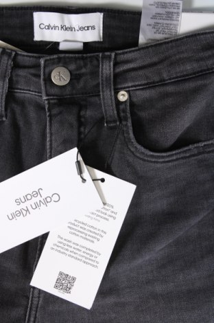 Γυναικείο Τζίν Calvin Klein Jeans, Μέγεθος S, Χρώμα Γκρί, Τιμή 48,25 €
