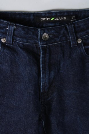 Dámske džínsy  DKNY, Veľkosť XS, Farba Modrá, Cena  50,40 €