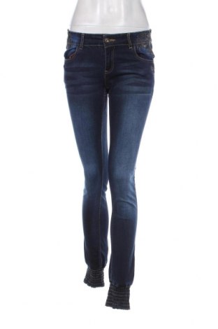 Γυναικείο Τζίν Desigual, Μέγεθος S, Χρώμα Μπλέ, Τιμή 24,16 €