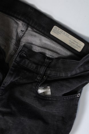 Damen Jeans Diesel, Größe M, Farbe Grau, Preis € 151,18