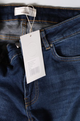 Damen Jeans Guido Maria Kretschmer for About You, Größe M, Farbe Blau, Preis € 9,59