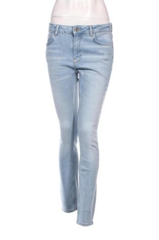 Damen Jeans Guido Maria Kretschmer for About You, Größe S, Farbe Blau, Preis 9,11 €