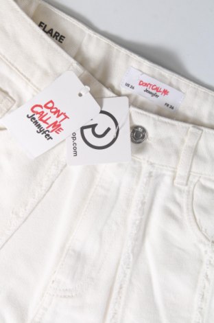Damen Jeans Jennyfer, Größe S, Farbe Weiß, Preis 9,96 €