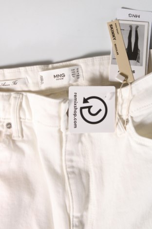 Damen Jeans Mango, Größe L, Farbe Weiß, Preis 13,89 €