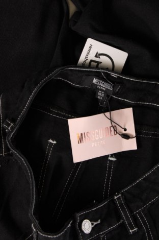Dámske džínsy  Missguided, Veľkosť M, Farba Čierna, Cena  11,86 €
