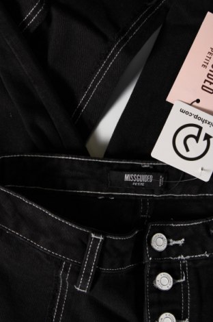 Damen Jeans Missguided, Größe M, Farbe Schwarz, Preis 10,20 €