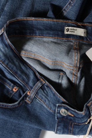 Дамски дънки Perfect Jeans By Gina Tricot, Размер M, Цвят Син, Цена 27,72 лв.