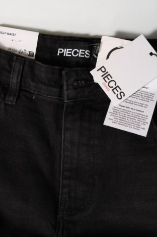 Damskie jeansy Pieces, Rozmiar M, Kolor Czarny, Cena 57,47 zł