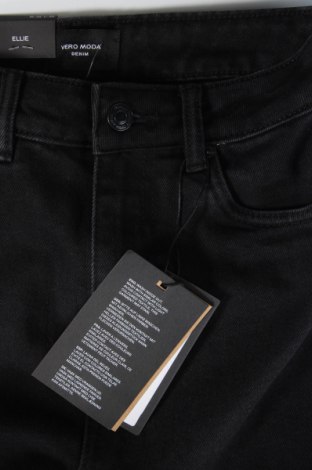 Dámske džínsy  Vero Moda, Veľkosť S, Farba Čierna, Cena  7,94 €
