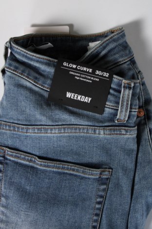 Dámske džínsy  Weekday, Veľkosť S, Farba Modrá, Cena  7,19 €