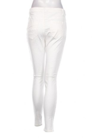 Damen Jeans Yessica, Größe M, Farbe Weiß, Preis € 8,01