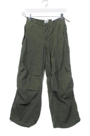 Γυναικείο κοτλέ παντελόνι BDG, Μέγεθος XS, Χρώμα Πράσινο, Τιμή 19,18 €