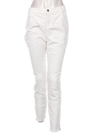 Дамски джинси Yessica, Размер XL, Цвят Бял, Цена 14,50 лв.