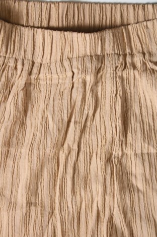 Γυναικείο κοντό παντελόνι, Μέγεθος L, Χρώμα  Μπέζ, Τιμή 15,98 €