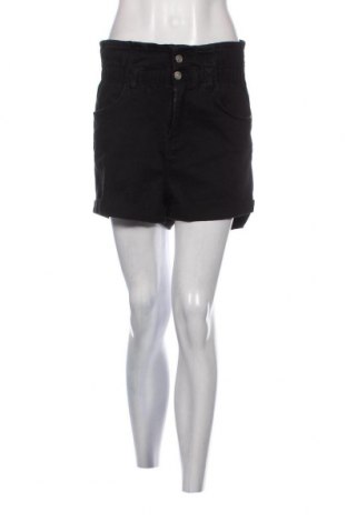 Дамски къс панталон, Размер M, Цвят Черен, Цена 11,48 лв.