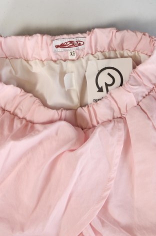 Дамски къс панталон, Размер XS, Цвят Розов, Цена 9,12 лв.