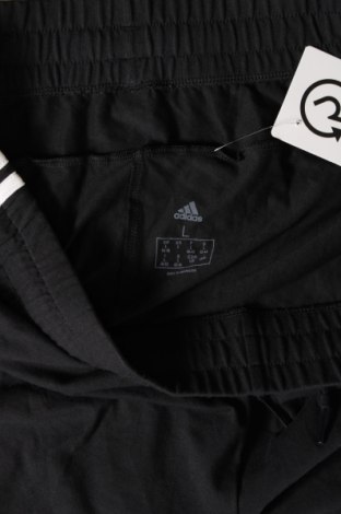 Dámske kraťasy  Adidas, Veľkosť L, Farba Čierna, Cena  39,69 €