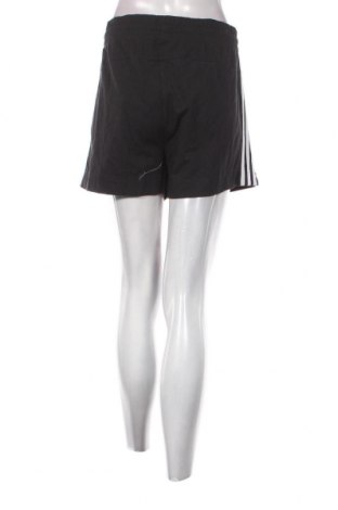 Dámske kraťasy  Adidas, Veľkosť L, Farba Čierna, Cena  39,69 €