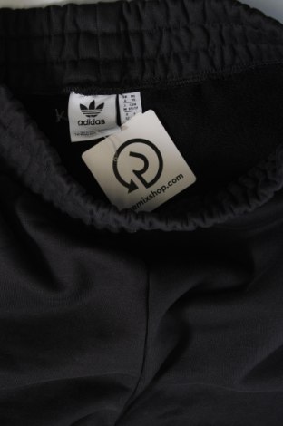 Dámske kraťasy  Adidas Originals, Veľkosť XS, Farba Čierna, Cena  10,72 €