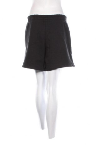 Γυναικείο κοντό παντελόνι Adidas Originals, Μέγεθος M, Χρώμα Μαύρο, Τιμή 9,53 €