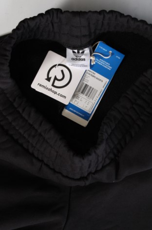 Γυναικείο κοντό παντελόνι Adidas Originals, Μέγεθος M, Χρώμα Μαύρο, Τιμή 10,72 €