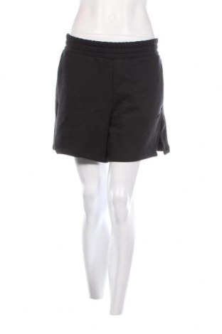 Γυναικείο κοντό παντελόνι Adidas Originals, Μέγεθος M, Χρώμα Μαύρο, Τιμή 39,69 €