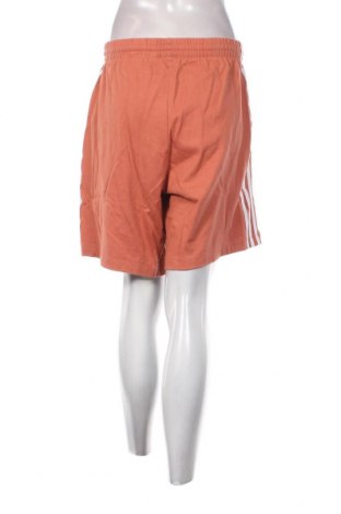 Дамски къс панталон Adidas Originals, Размер M, Цвят Оранжев, Цена 30,80 лв.