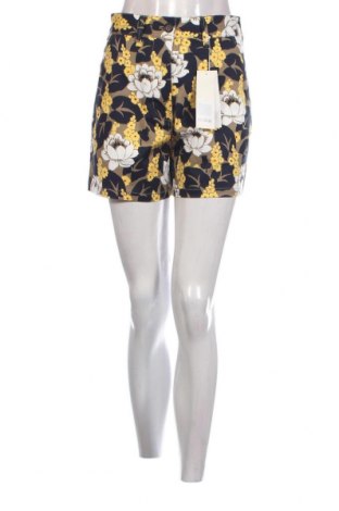 Γυναικείο κοντό παντελόνι Arket, Μέγεθος S, Χρώμα Πολύχρωμο, Τιμή 30,62 €