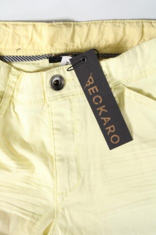Pantaloni scurți de femei Beckaro, Mărime S, Culoare Galben, Preț 101,97 Lei