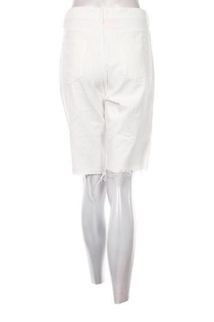 Γυναικείο κοντό παντελόνι Camaieu, Μέγεθος M, Χρώμα Λευκό, Τιμή 15,98 €