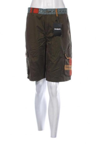 Γυναικείο κοντό παντελόνι Desigual, Μέγεθος XL, Χρώμα Καφέ, Τιμή 55,67 €