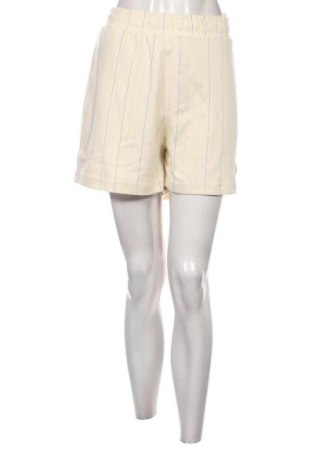Γυναικείο κοντό παντελόνι FILA, Μέγεθος XL, Χρώμα Εκρού, Τιμή 39,69 €