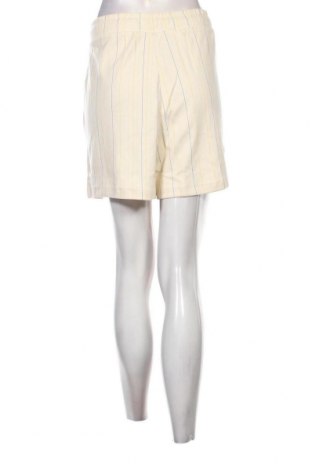 Γυναικείο κοντό παντελόνι FILA, Μέγεθος XL, Χρώμα Εκρού, Τιμή 39,69 €